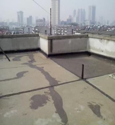 磁县漏水维修 楼顶漏水是什么原因，楼顶漏水维修方法是什么?